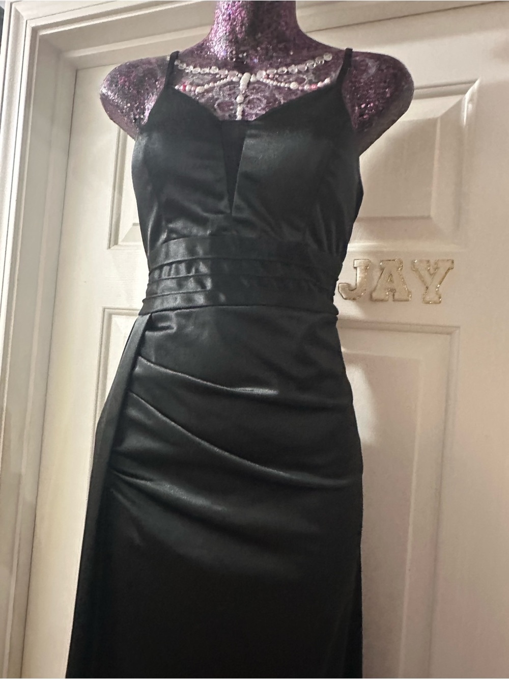 Elegant Black Satin Prom Gown with Ruched Bodice - Picture 3 of 6